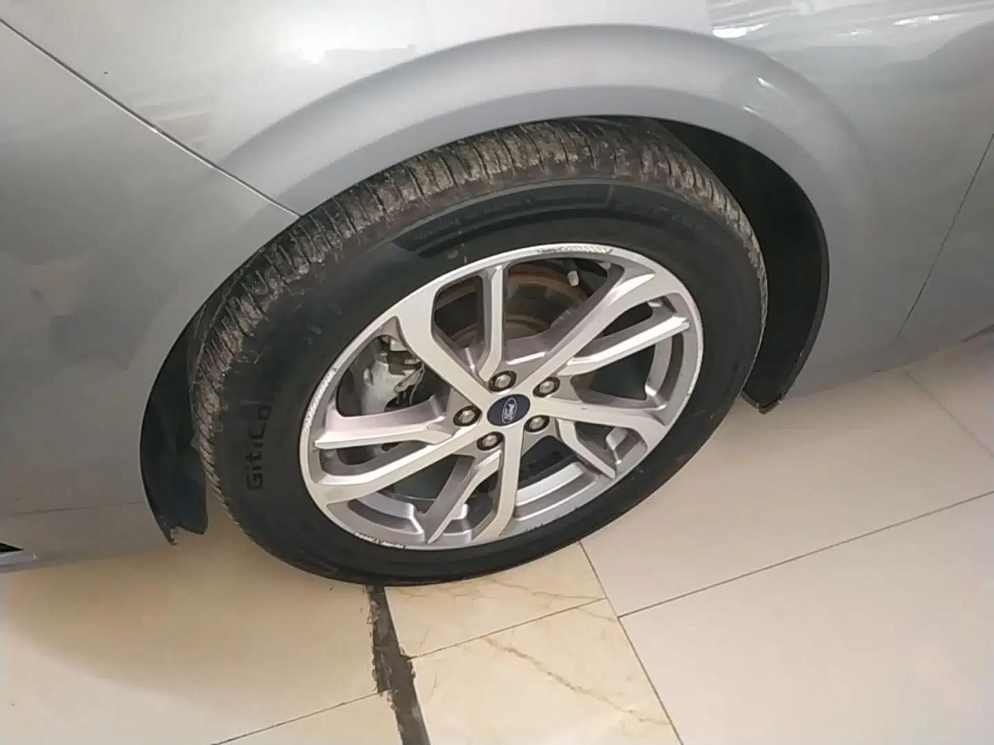Ford Mondeo 2022 EcoBoost 245 Luxury Model — миниатюра 10