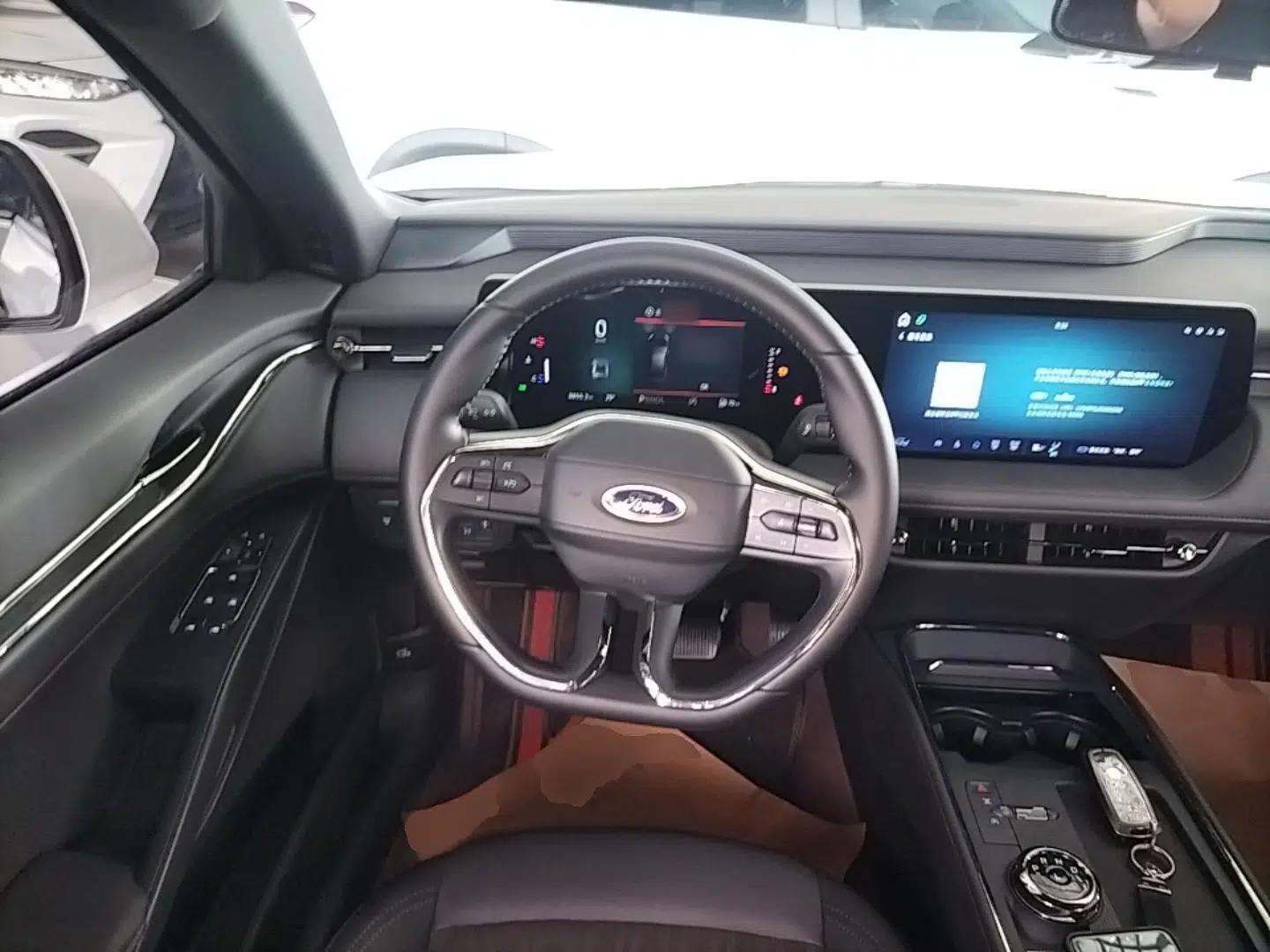 Ford Mondeo 2025 1.5T EcoBoost Comfort Version — миниатюра 13