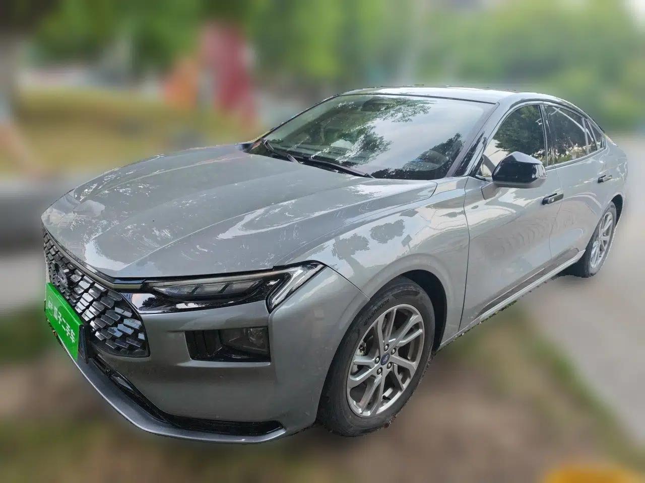 Ford Mondeo 2023 EcoBoost 245 Luxury Model — миниатюра 1