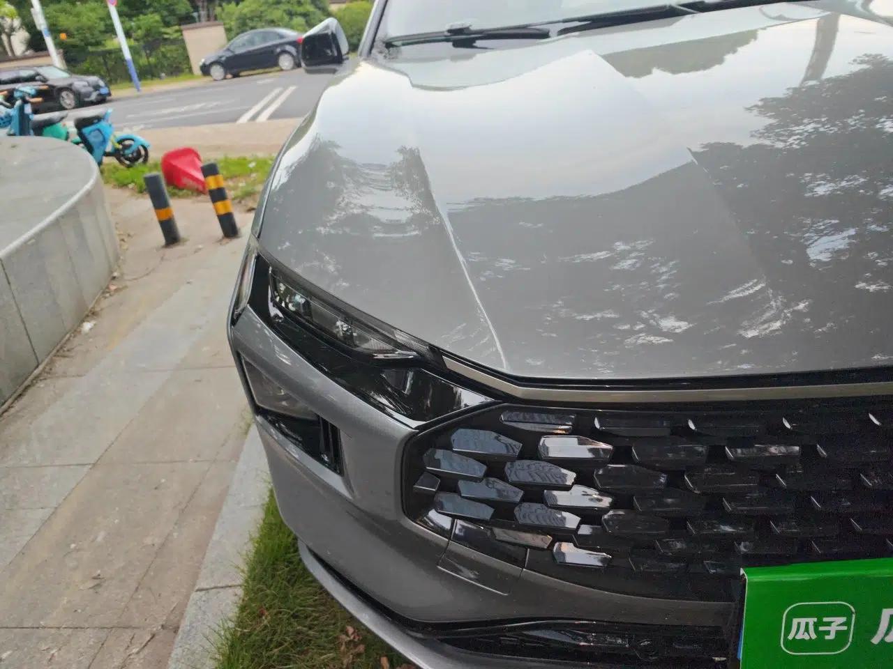 Ford Mondeo 2023 EcoBoost 245 Luxury Model — миниатюра 7