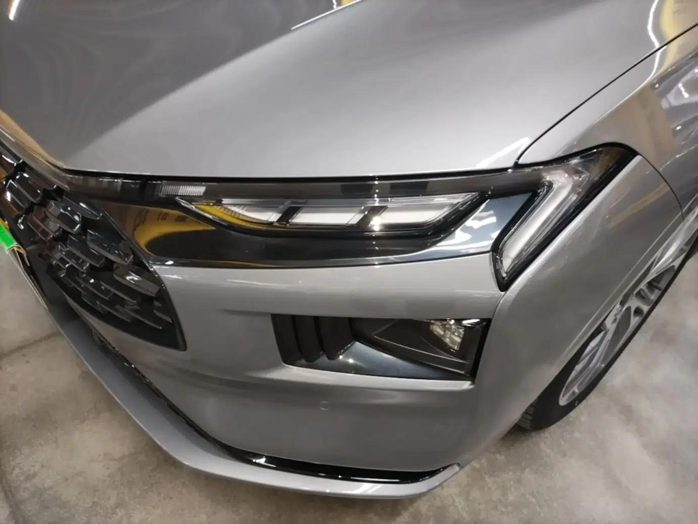 Ford Mondeo 2025 2.0T EcoBoost Ultimate Edition — миниатюра 8