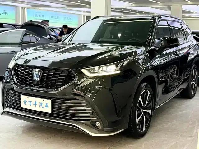 Crown Land Cruiser 2023 2.5L HEV 4WD Premium Edition