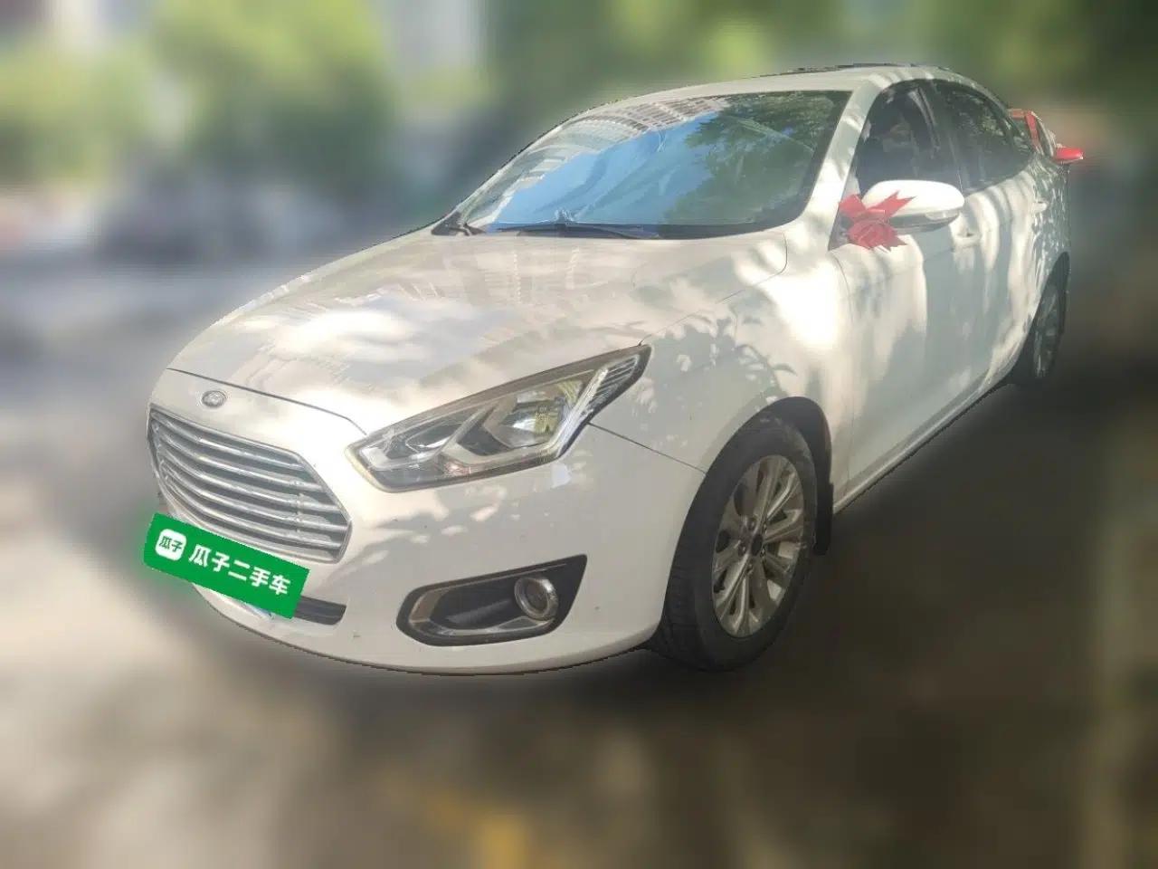 Ford Escort 2017 Happiness Edition 1.5L Automatic Fashion Version — миниатюра 1