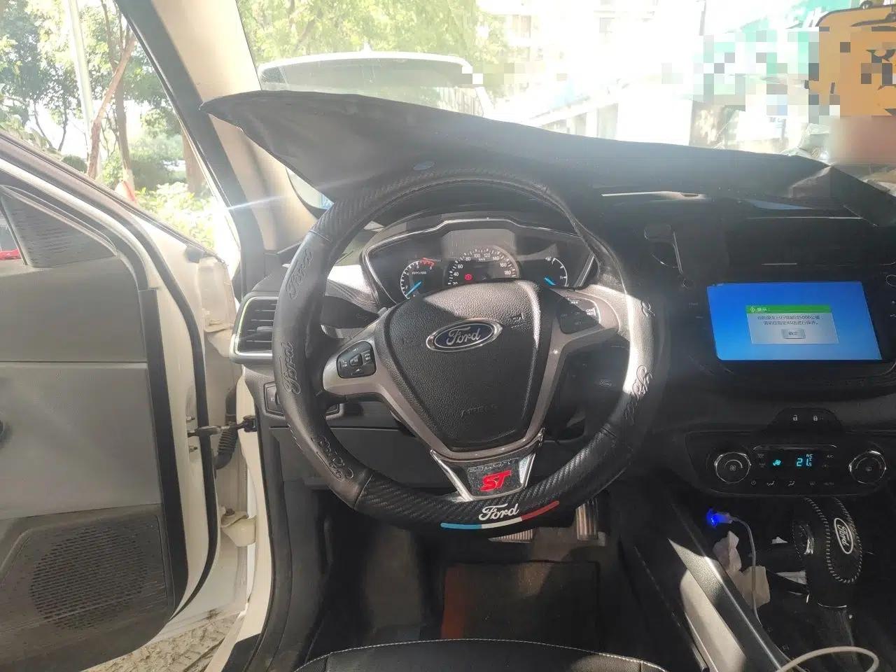 Ford Escort 2017 Happiness Edition 1.5L Automatic Fashion Version — миниатюра 10