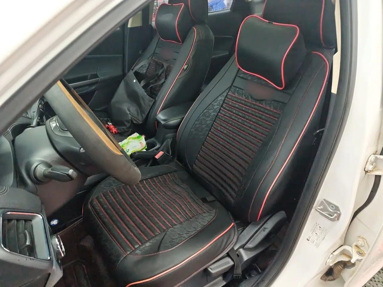 Ford Escort 2015 1.5L Automatic Fashion Model — миниатюра 12