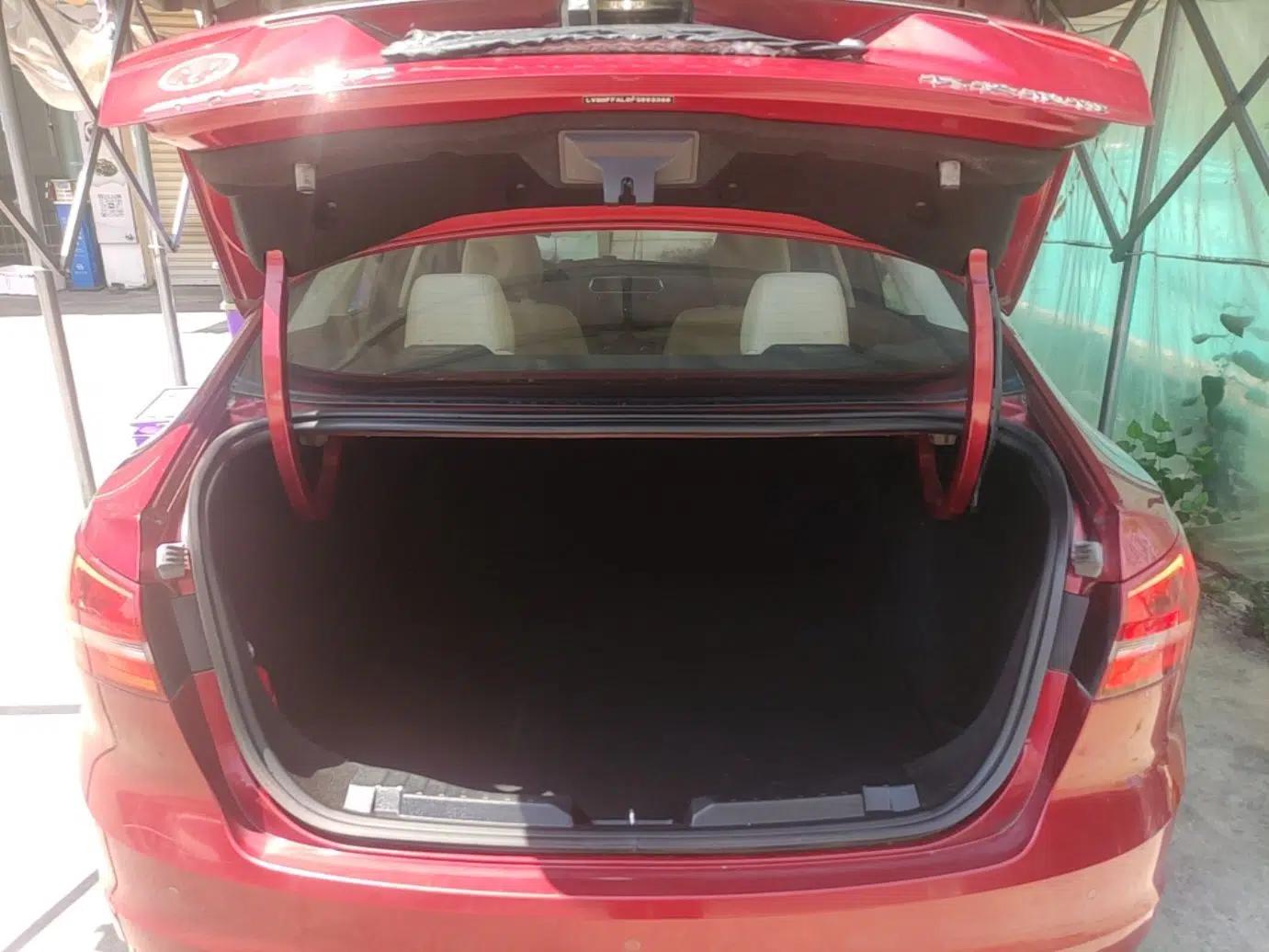 Ford Escort 2015 1.5L Automatic Comfort Edition — миниатюра 22