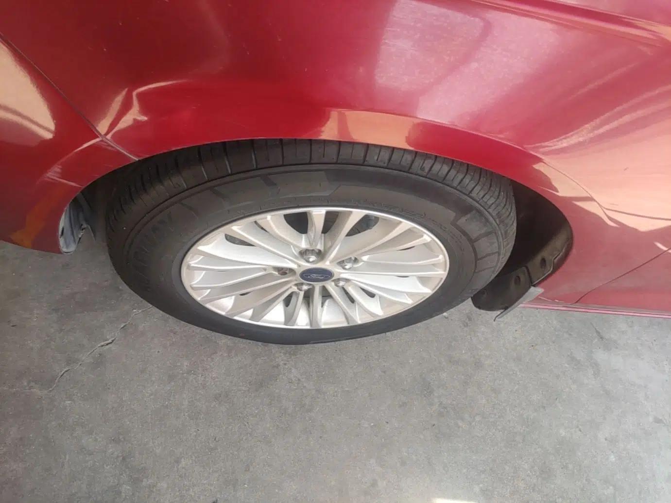 Ford Escort 2015 1.5L Automatic Comfort Edition — миниатюра 10