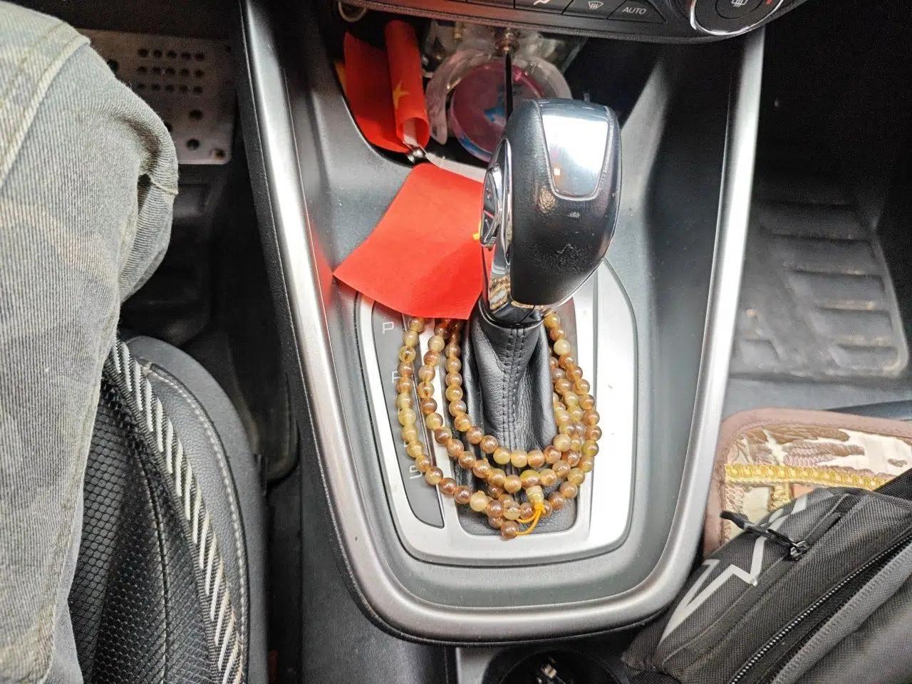 Ford Escort 2015 1.5L Automatic Fashion Model — миниатюра 14