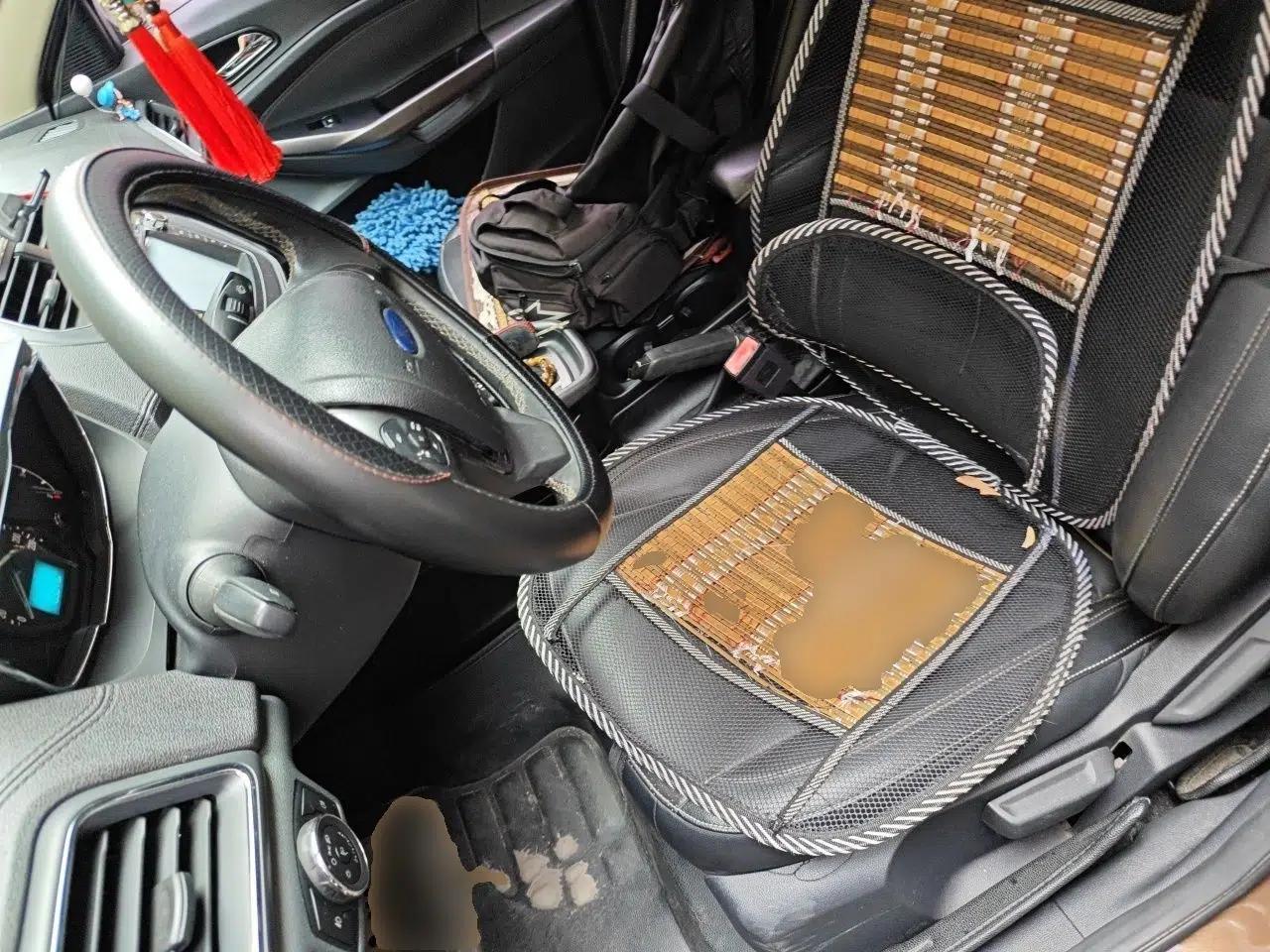 Ford Escort 2015 1.5L Automatic Fashion Model — миниатюра 15