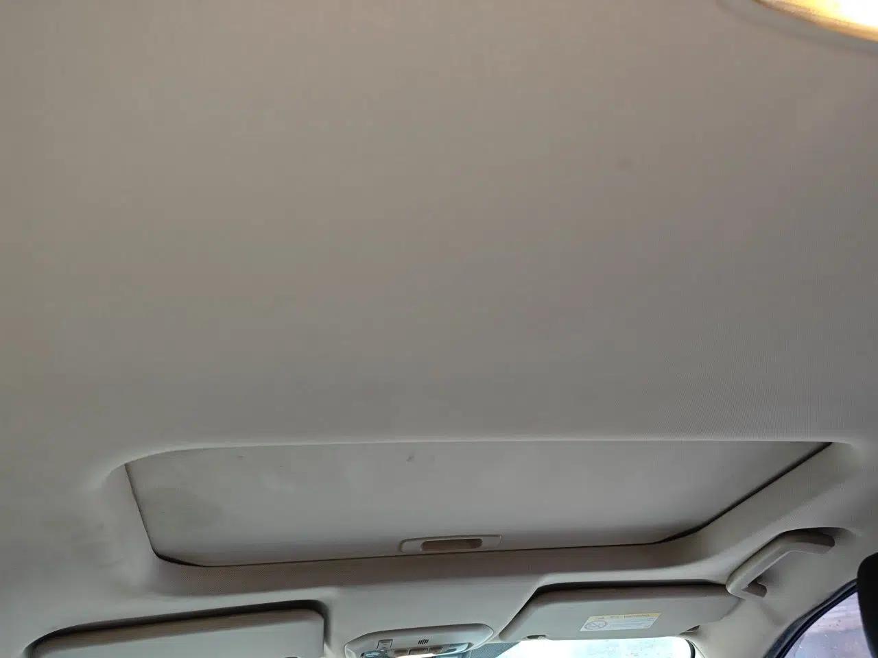 Ford Escort 2015 1.5L Automatic Fashion Model — миниатюра 18
