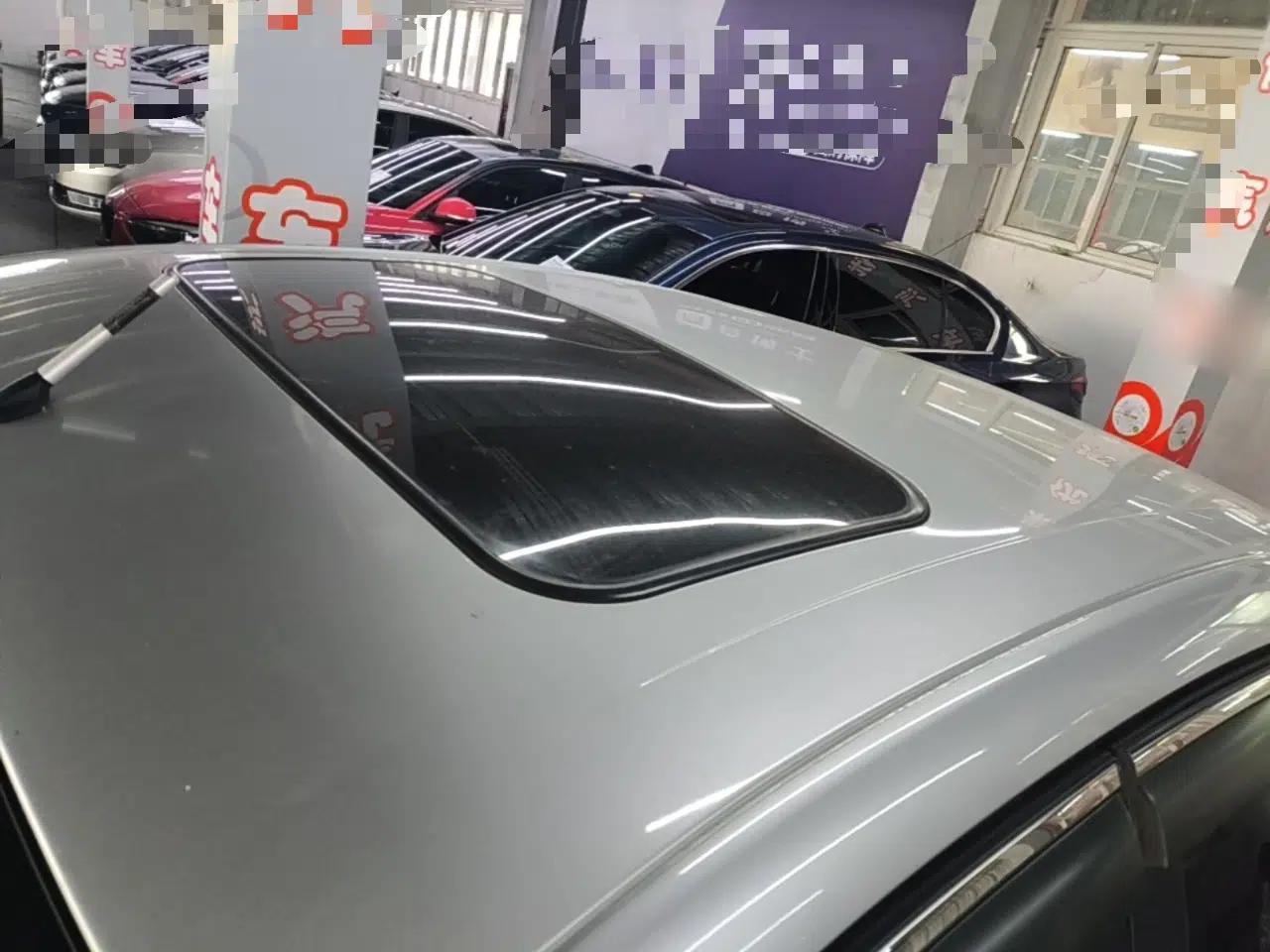 Ford Escort 2015 1.5L Automatic Fashion Model — миниатюра 7