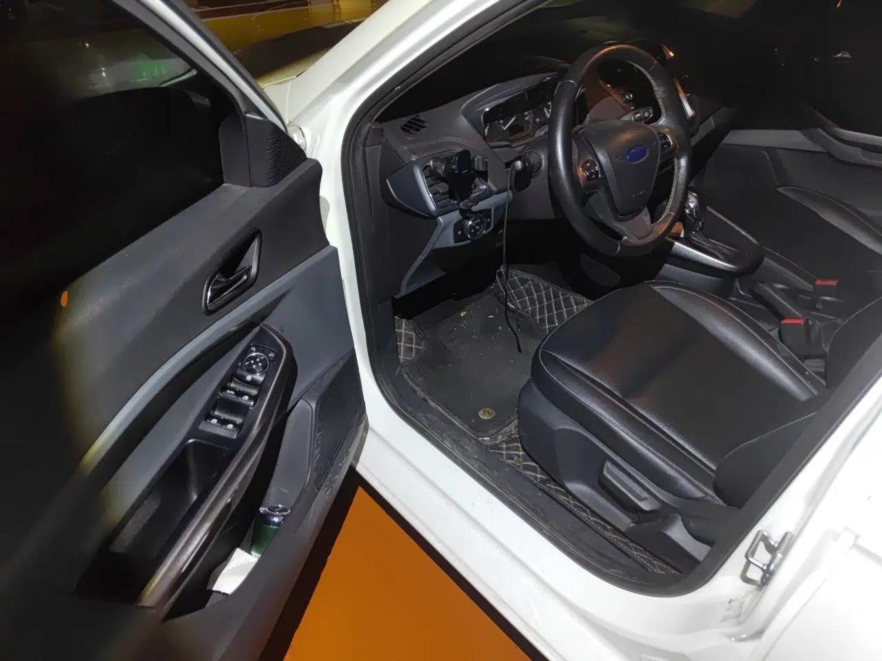 Ford Escort 2017 Happiness Edition 1.5L Automatic Fashion Version — миниатюра 16