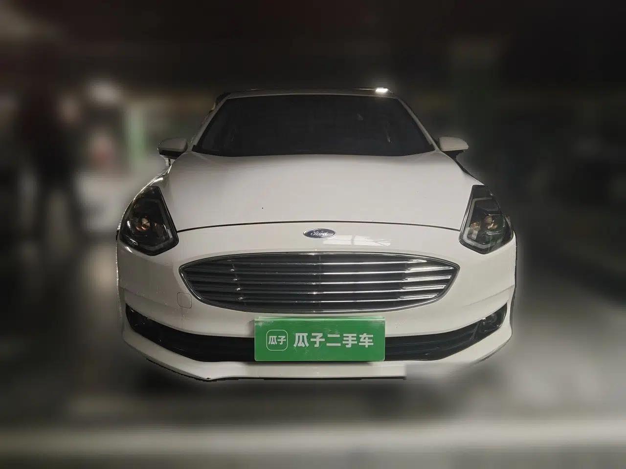 Ford Escort 2019 Revised Version 1.5L Automatic Enjoyment Type China VI Standard — миниатюра 2
