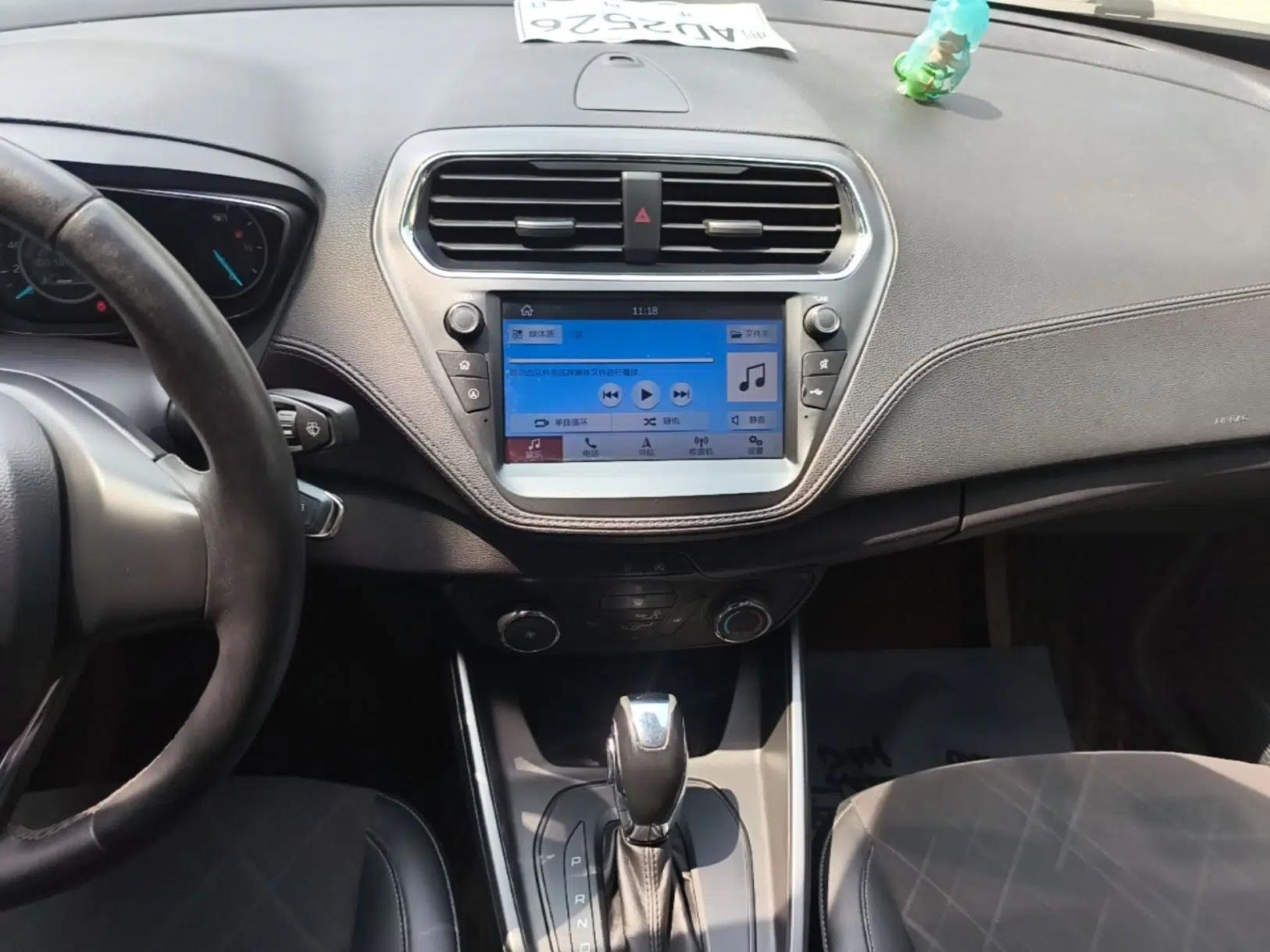 Ford Escort 2019 1.5L Automatic Enjoyment Model — миниатюра 15