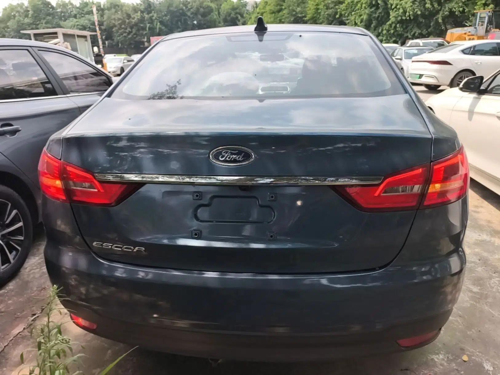 Ford Escort 2019 1.5L Automatic Enjoyment Model — миниатюра 5