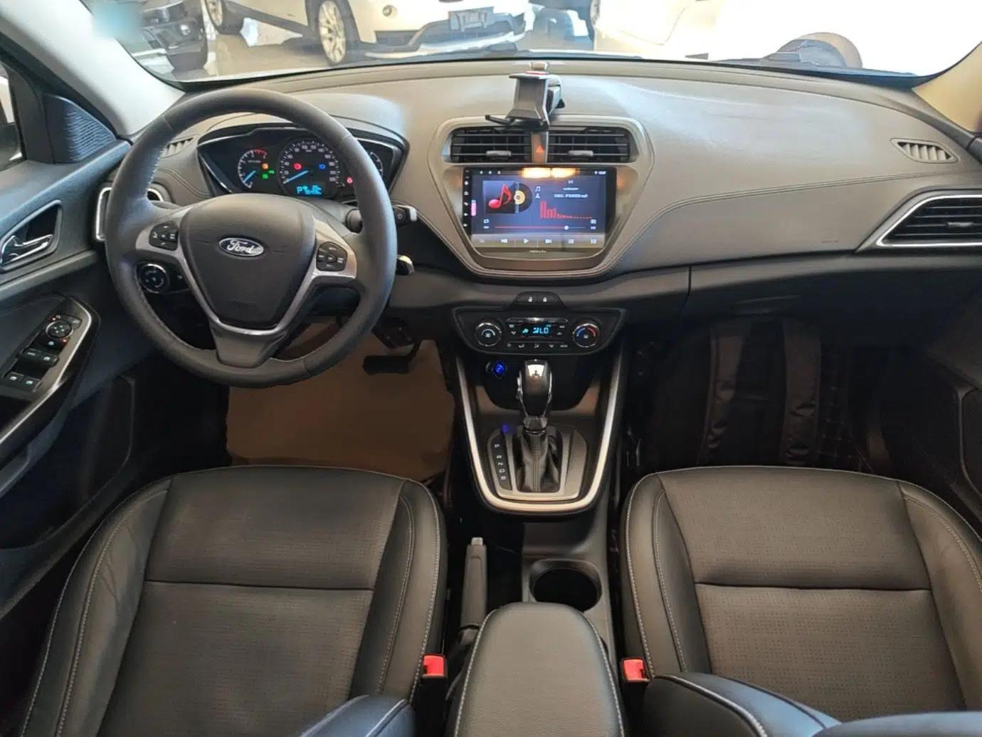 Ford Escort 2015 1.5L Automatic Fashion Model — миниатюра 12