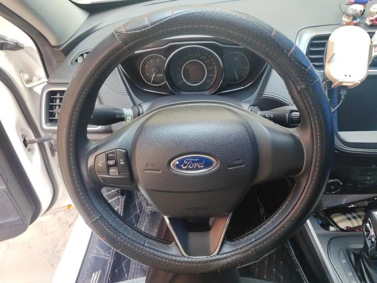 Ford Escort 2019 1.5L Automatic Enjoyment Model — миниатюра 10