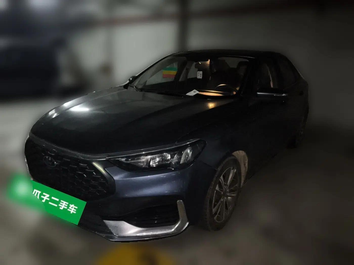 Ford Escort 2021 1.5L Automatic Diamond Edition — миниатюра 1
