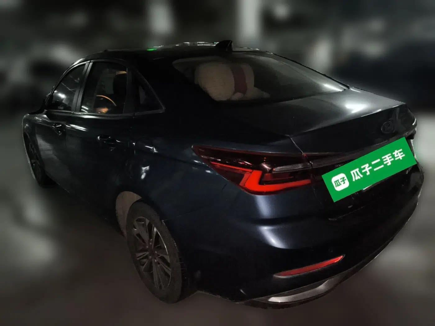 Ford Escort 2021 1.5L Automatic Diamond Edition — миниатюра 4
