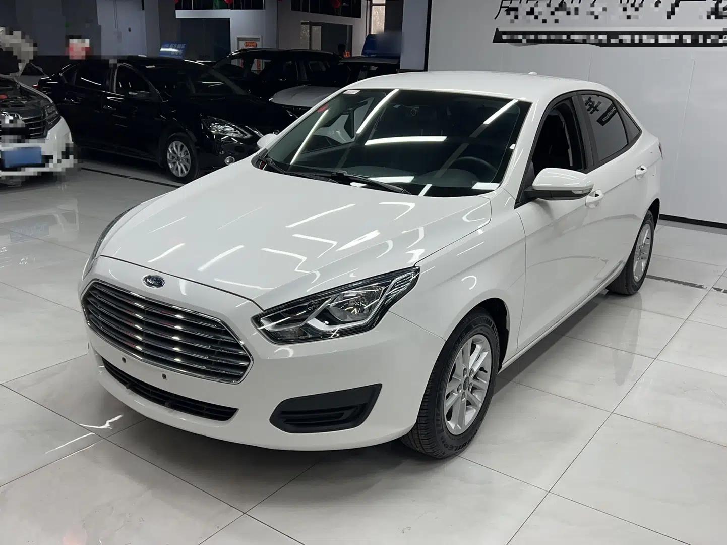 Ford Escort 2019 Revised 1.5L Automatic ZhiXiang Version (Tire Pressure Monitoring) China VI Standard — миниатюра 1