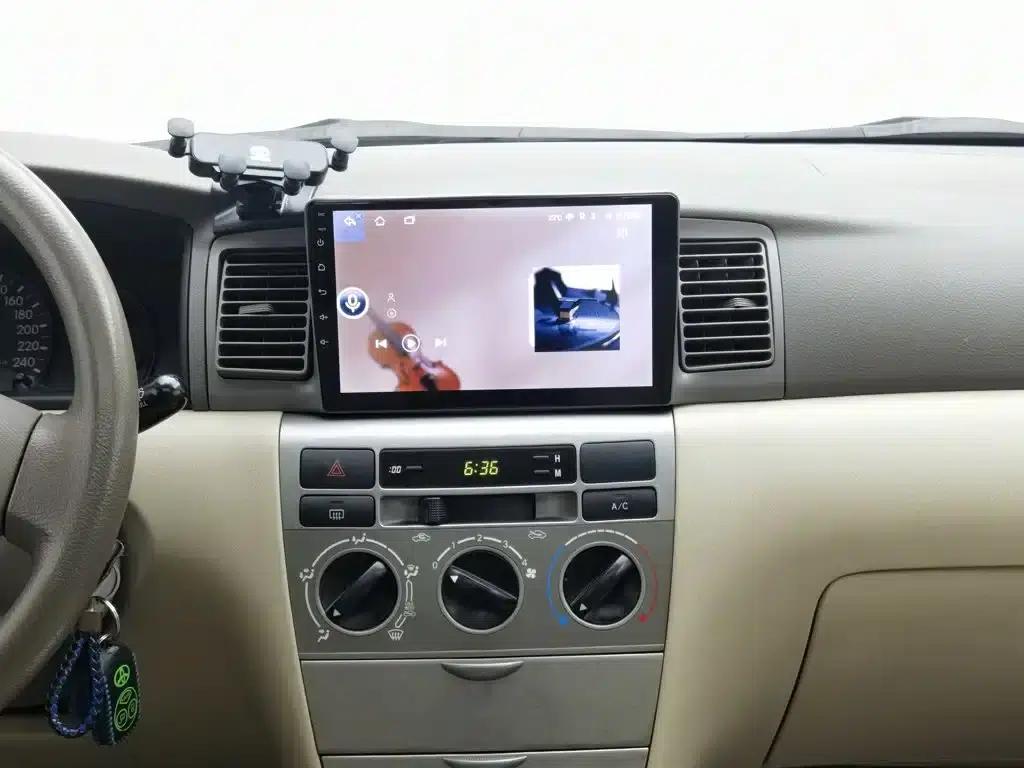 2011 Corolla 1.6L Automatic Deluxe Edition — миниатюра 12