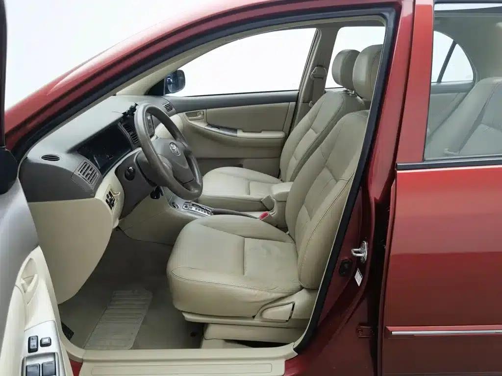 2011 Corolla 1.6L Automatic Deluxe Edition — миниатюра 10