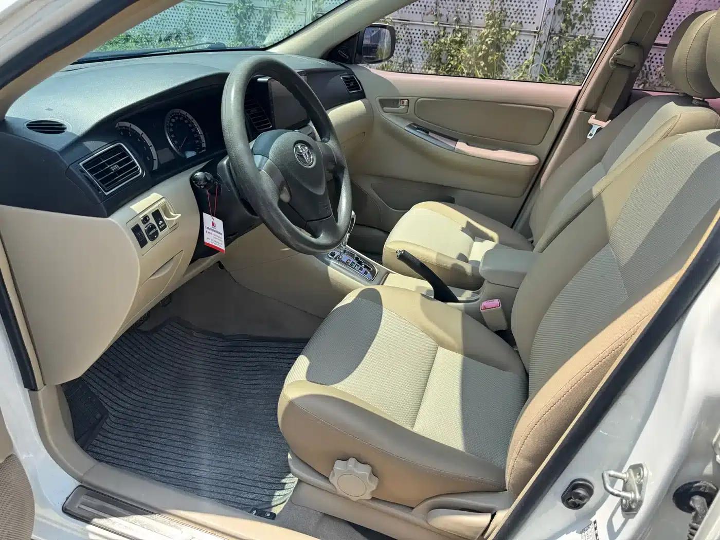 Corolla 2013 1.6L Automatic Premium Edition — миниатюра 7