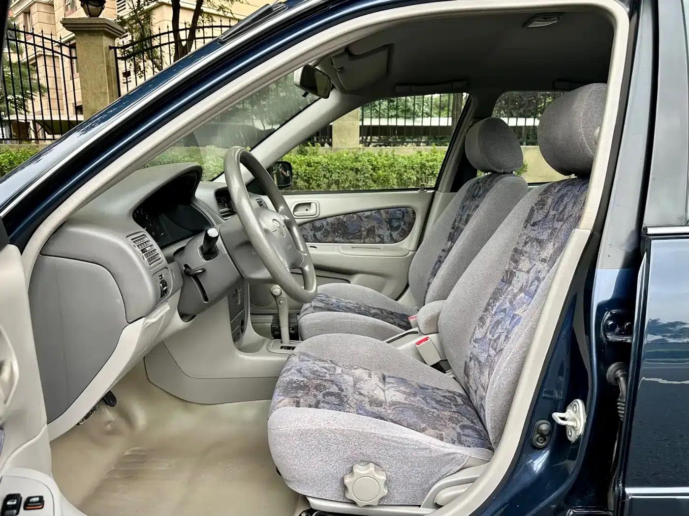Corolla 1999 1.6L Automatic — миниатюра 4