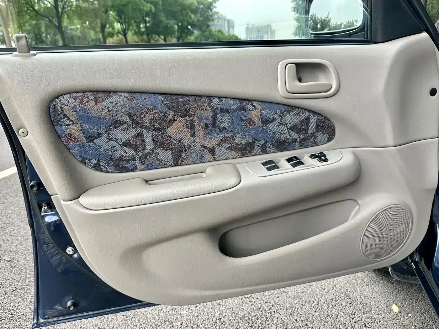 Corolla 1999 1.6L Automatic — миниатюра 9