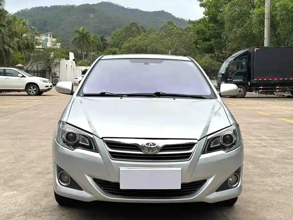 Corolla 2013 1.6L Automatic Premium Edition — миниатюра 2