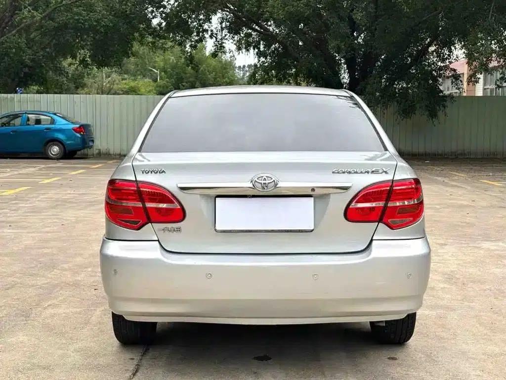 Corolla 2013 1.6L Automatic Premium Edition — миниатюра 8