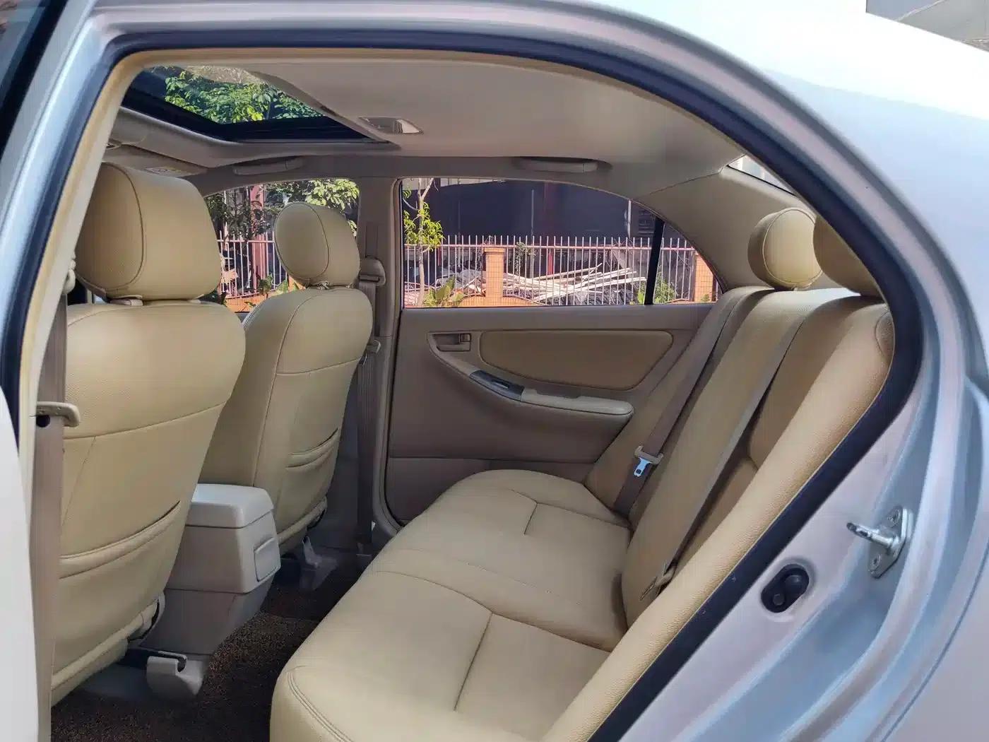 Corolla 2013 1.6L Automatic Premium Edition — миниатюра 10