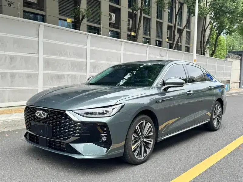 Chery Arrizo 8 PRO 2025 1.6T DCT Luxury Edition — миниатюра 1