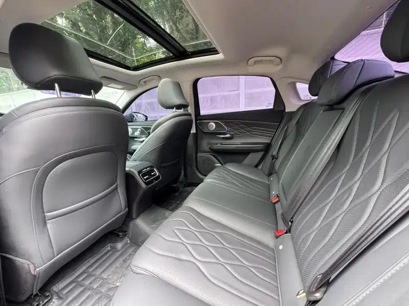 Chery Arrizo 8 PRO 2025 1.6T DCT Luxury Edition — миниатюра 19