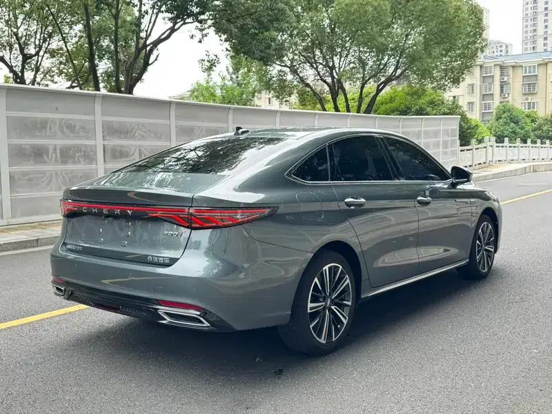 Chery Arrizo 8 PRO 2025 1.6T DCT Luxury Edition — миниатюра 7