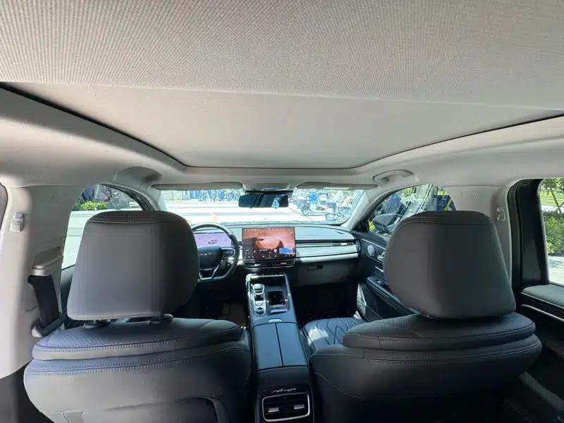 Chery Arrizo 8 PRO 2025 1.6T DCT Luxury Edition — миниатюра 11