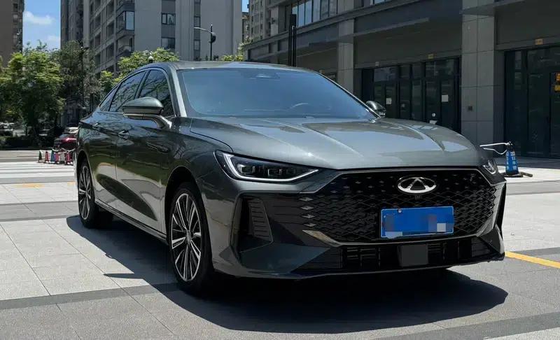 Chery Arrizo 8 PRO 2025 1.6T DCT Luxury Edition — миниатюра 3