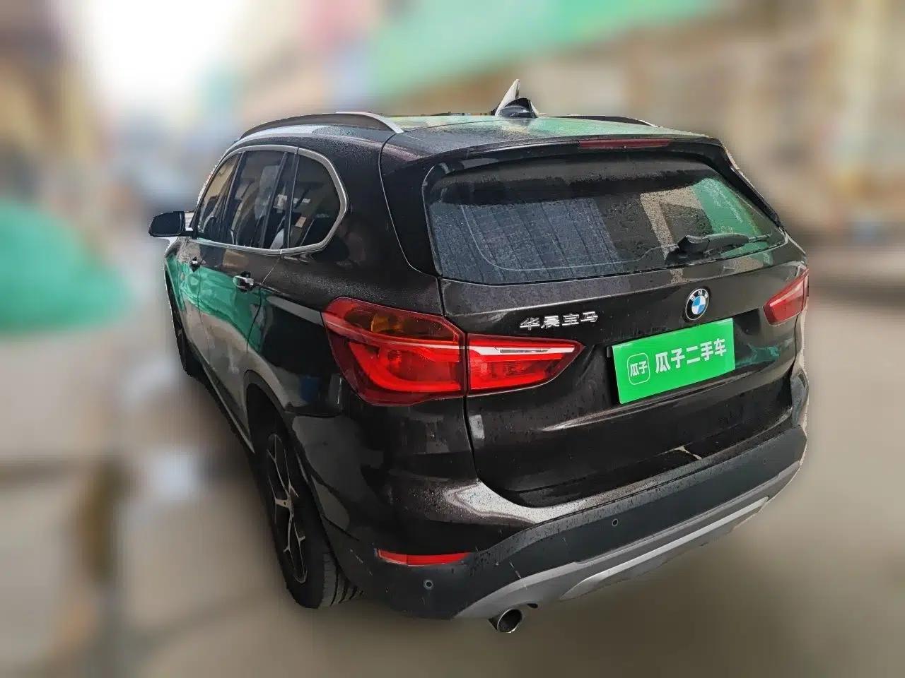 BMW X1 2018 sDrive18Li Luxury Model — миниатюра 4