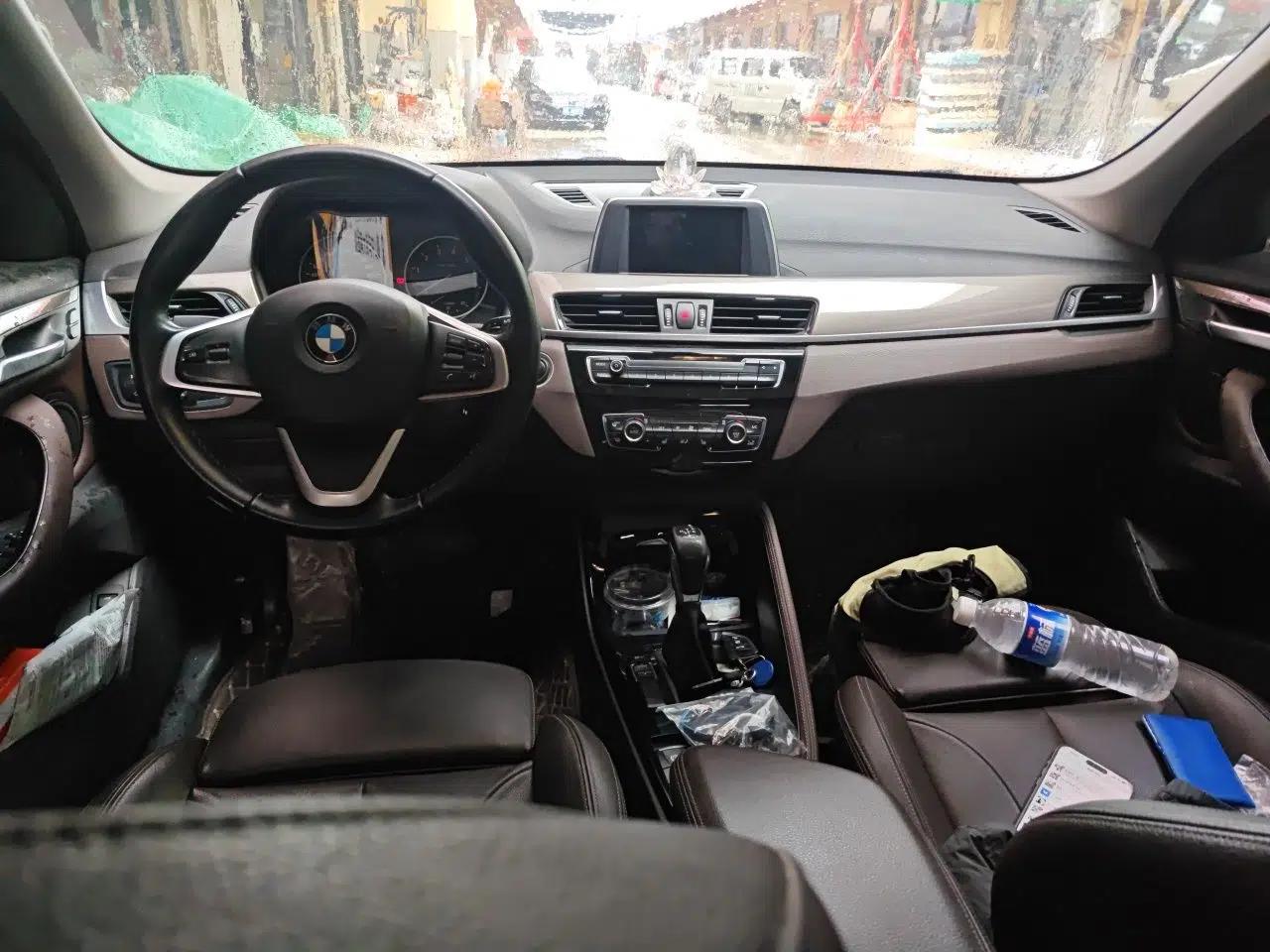 BMW X1 2018 sDrive18Li Luxury Model — миниатюра 9