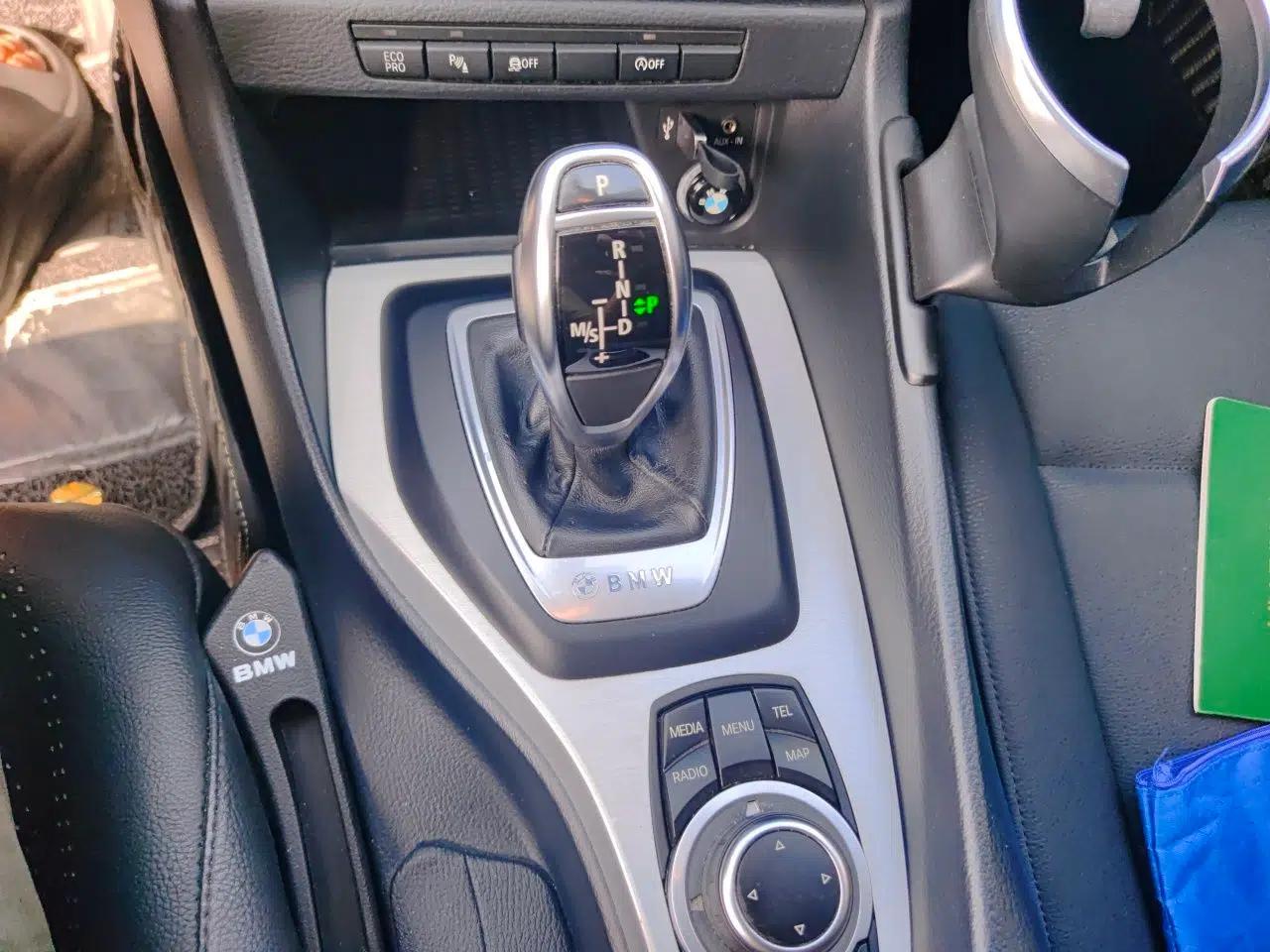 BMW X1 2014 sDrive18i Leading Model — миниатюра 14