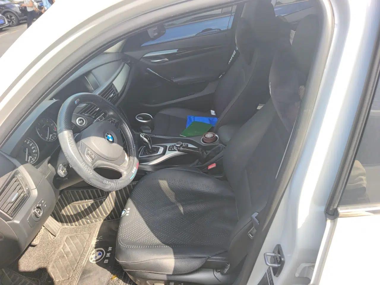 BMW X1 2014 sDrive18i Leading Model — миниатюра 15