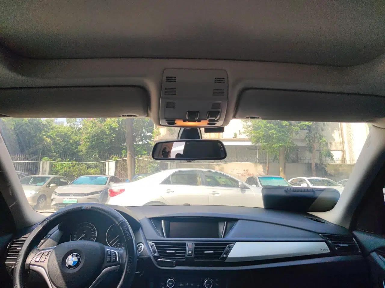 BMW X1 2014 sDrive18i Leading Model — миниатюра 18