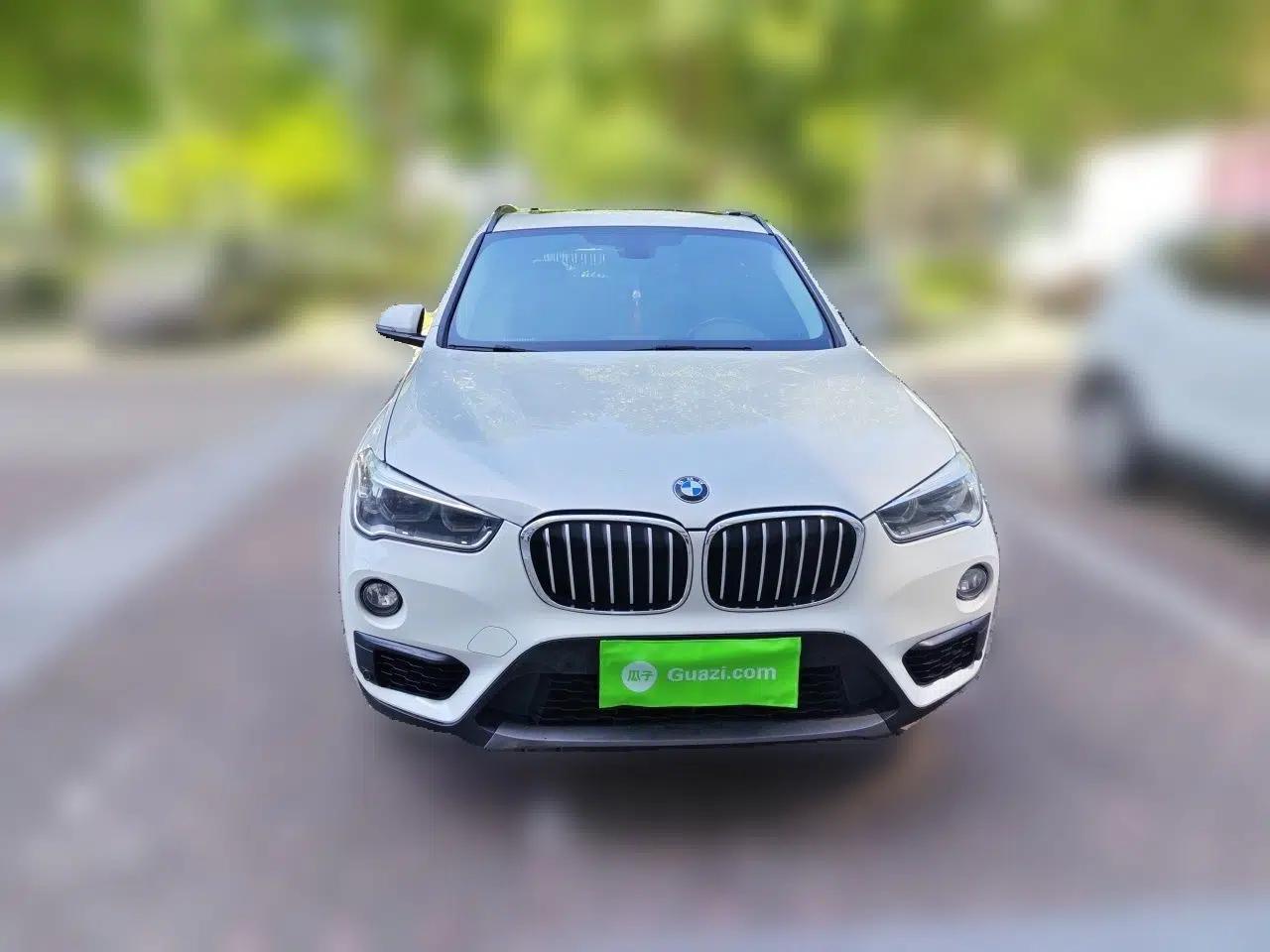 BMW X1 2016 sDrive18Li Premium Edition — миниатюра 2