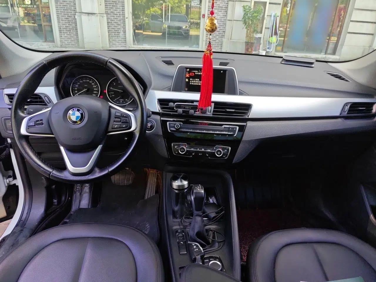 BMW X1 2016 sDrive18Li Premium Edition — миниатюра 9
