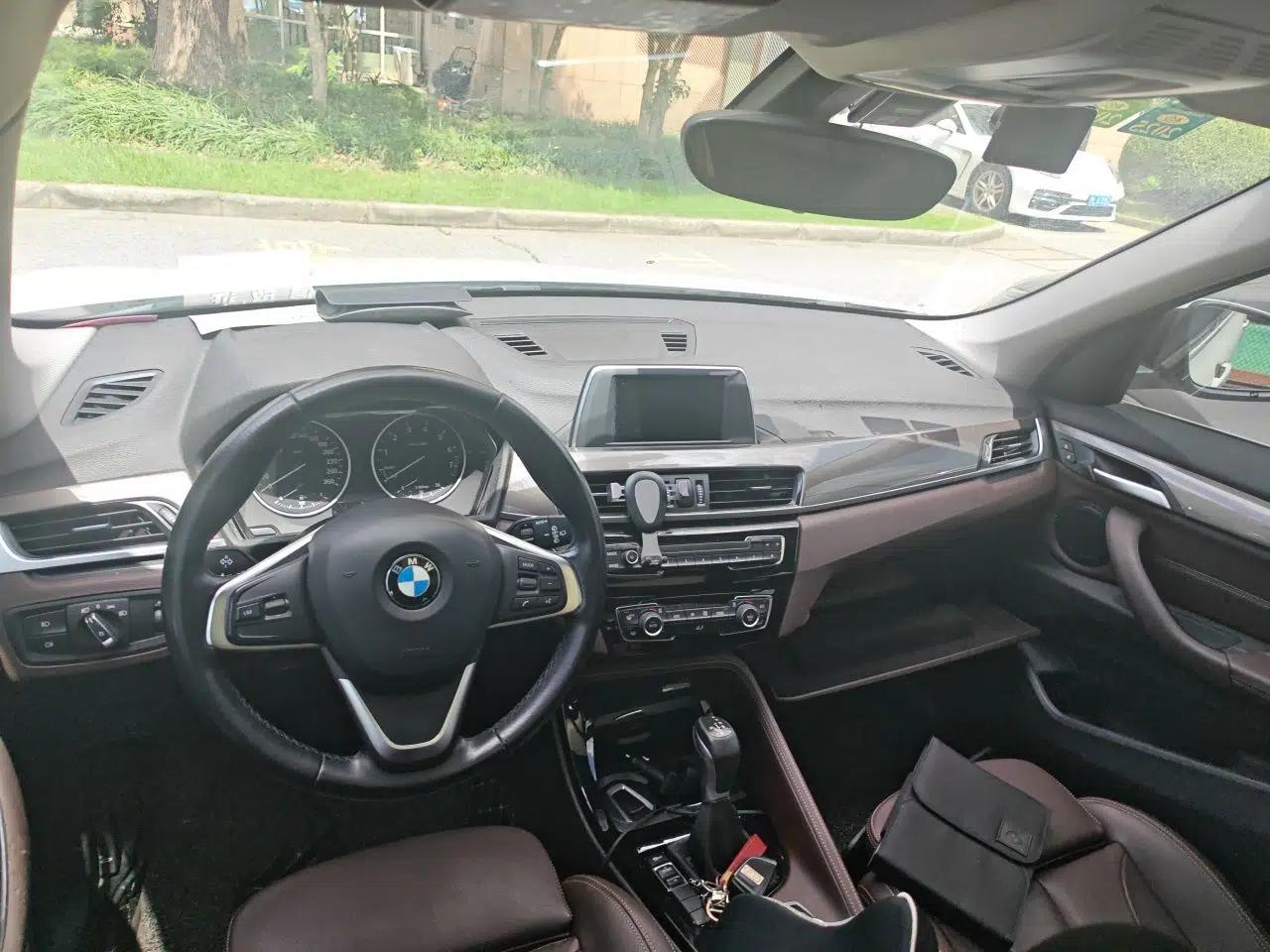 BMW X1 2018 sDrive18Li Luxury Model — миниатюра 9