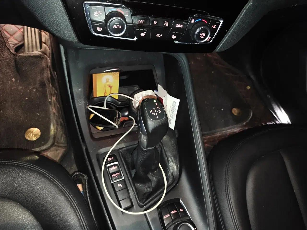 BMW X1 2016 sDrive18Li Premium Edition — миниатюра 14