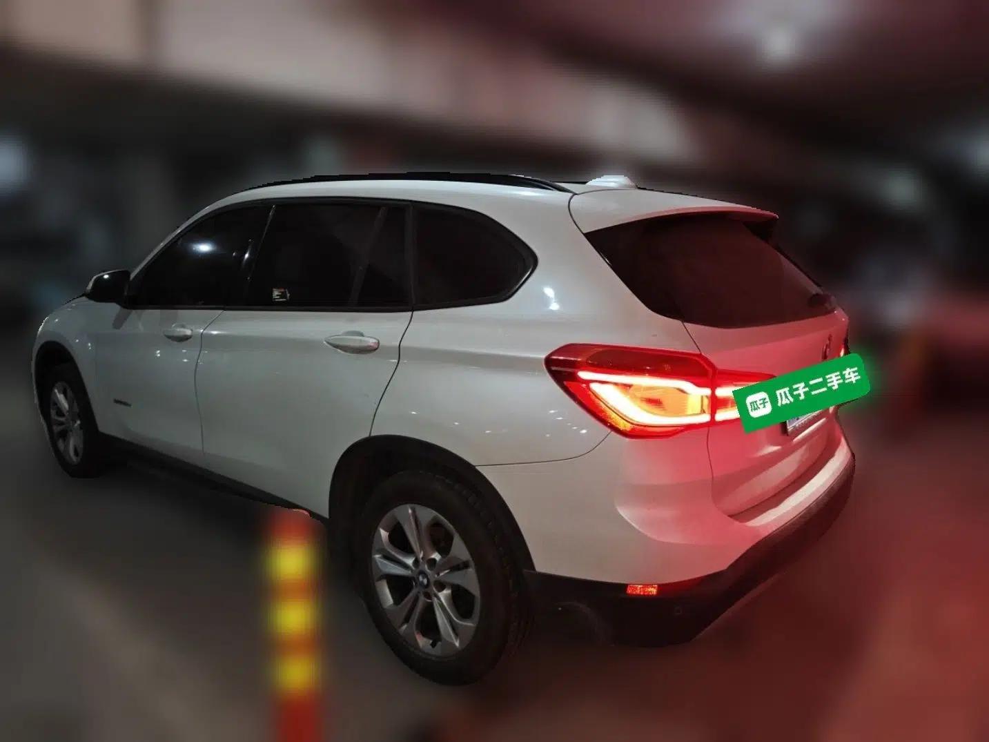 BMW X1 2016 sDrive18Li Premium Edition — миниатюра 4