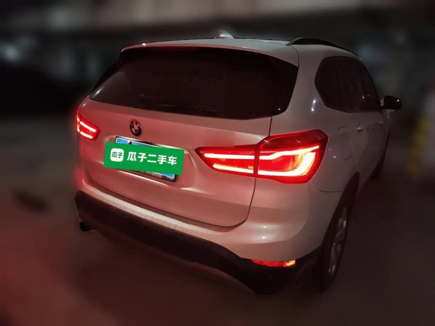 BMW X1 2016 sDrive18Li Premium Edition — миниатюра 5
