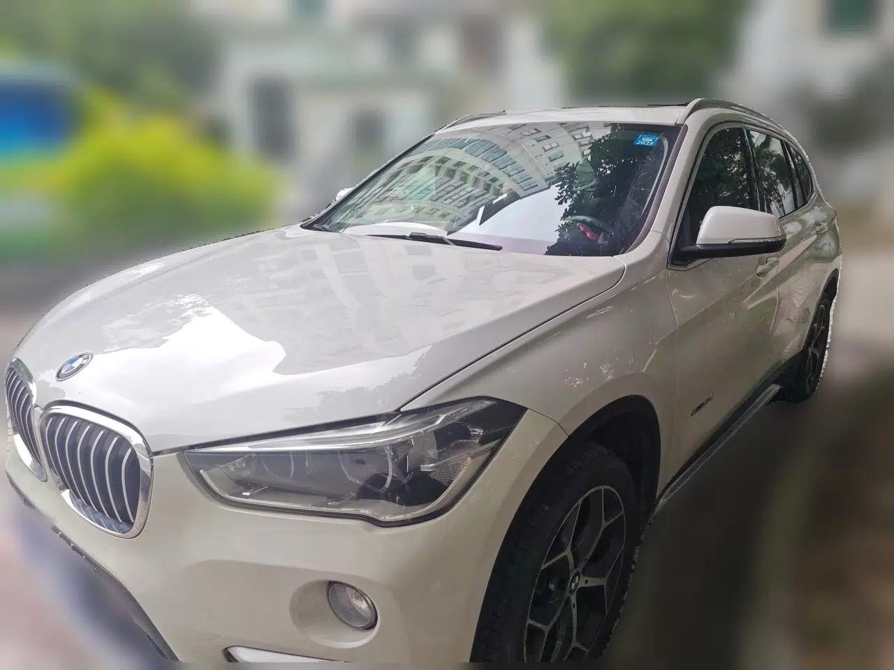 BMW X1 2018 sDrive18Li Luxury Model — миниатюра 1