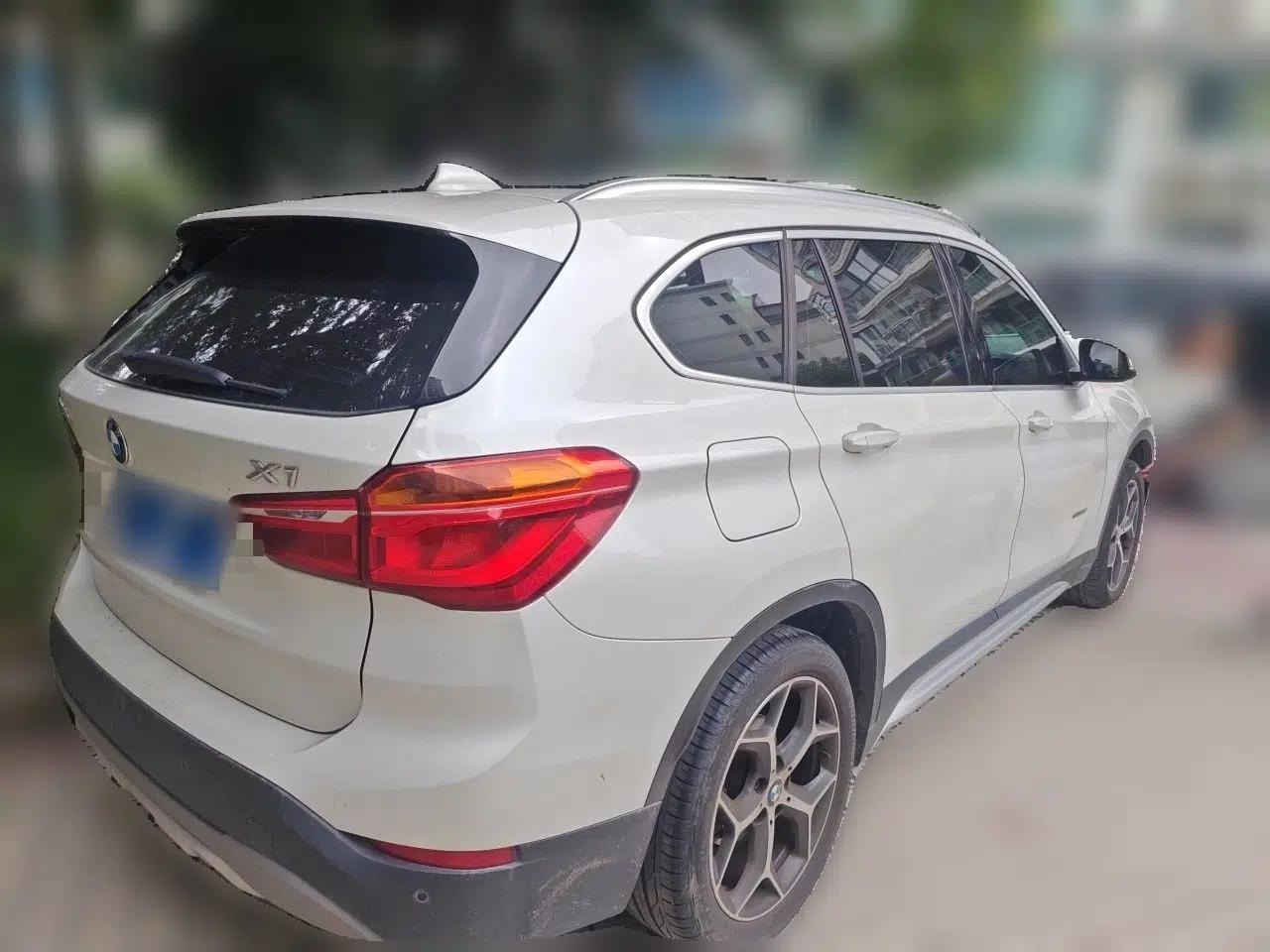 BMW X1 2018 sDrive18Li Luxury Model — миниатюра 4